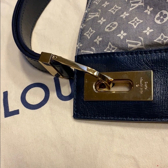 Louis Vuitton Rendez vous Shoulder Bag - Picture 2 of 8